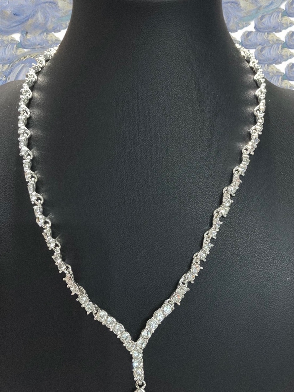 Signed Napier Sparkling Clear Rhinestone Y-Drop Lariat Necklace 18” Teardrop 32g - Picture 3 of 11